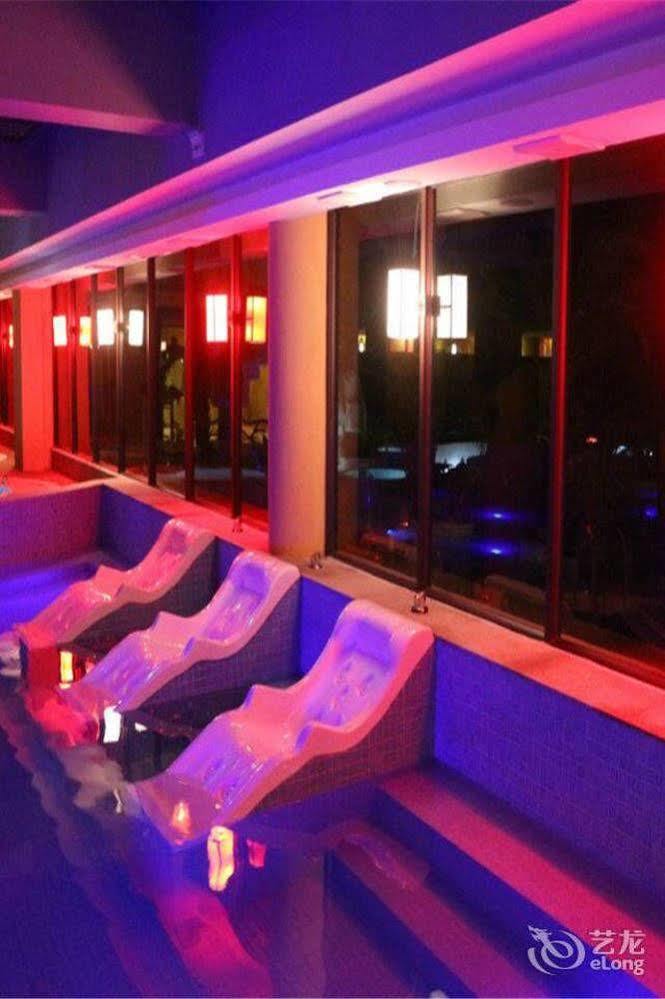 Liuzhou Sanjiangxian Dongxiangguo Hotel מראה חיצוני תמונה