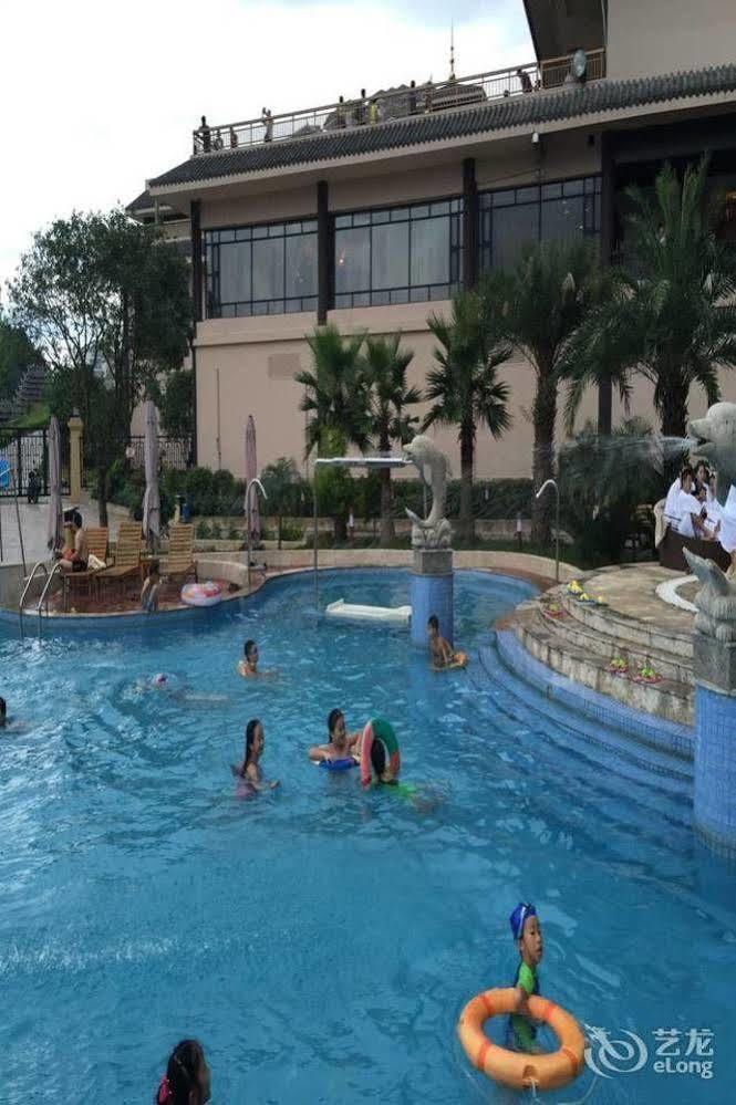 Liuzhou Sanjiangxian Dongxiangguo Hotel מראה חיצוני תמונה